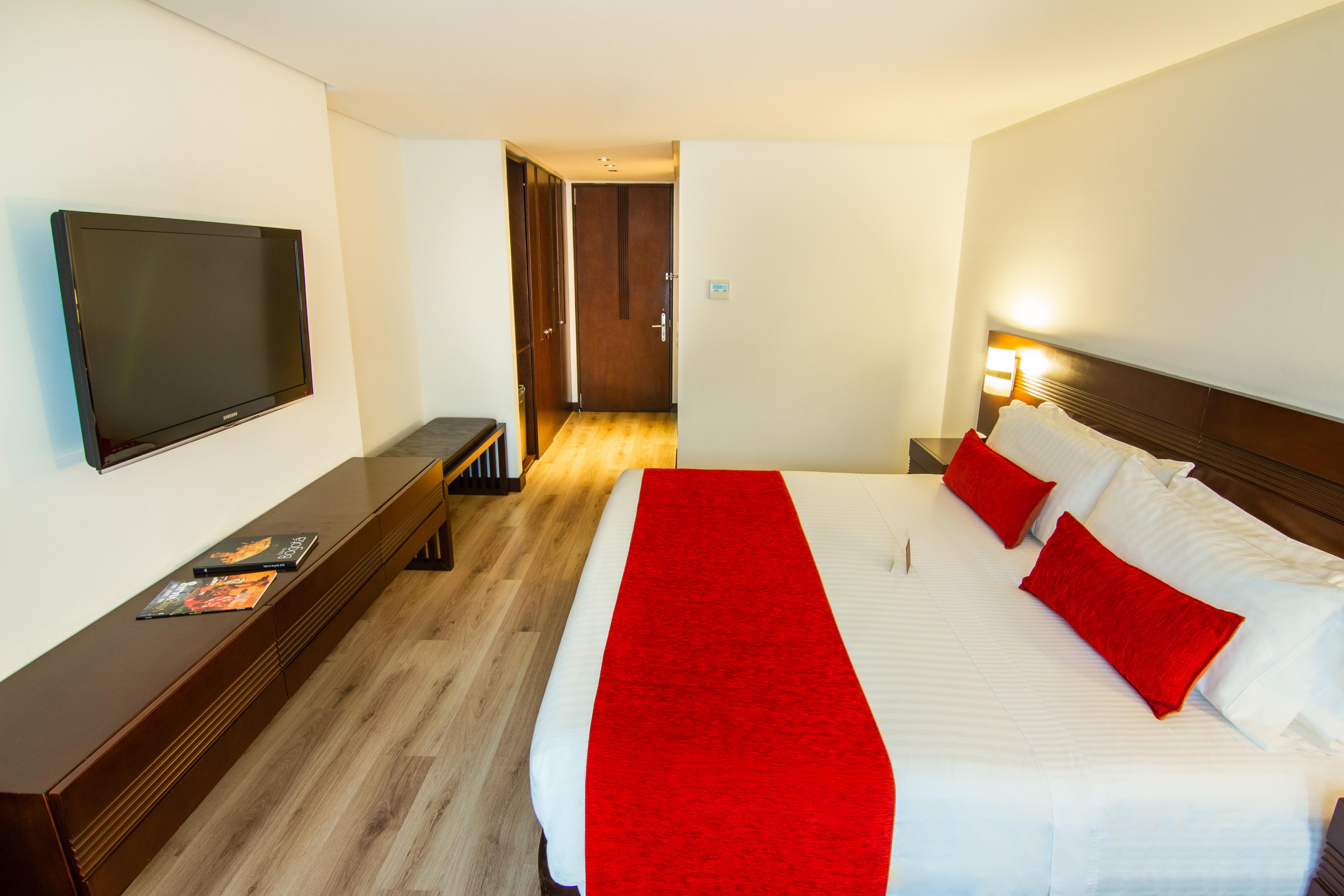 Best Western Plus 93 Park Hotel Bogotá Exteriör bild A room at the hotel