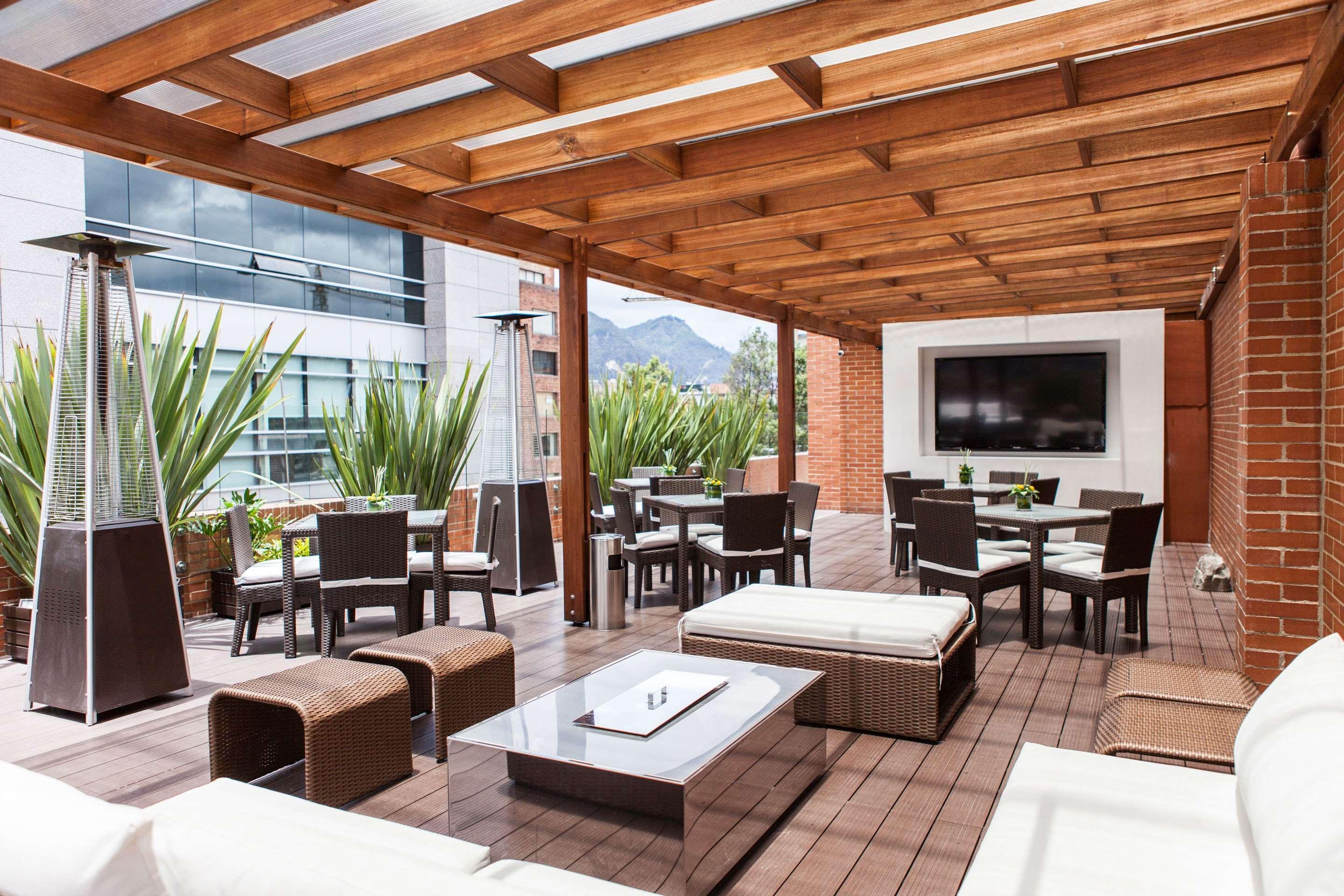 Best Western Plus 93 Park Hotel Bogotá Exteriör bild The Pergola