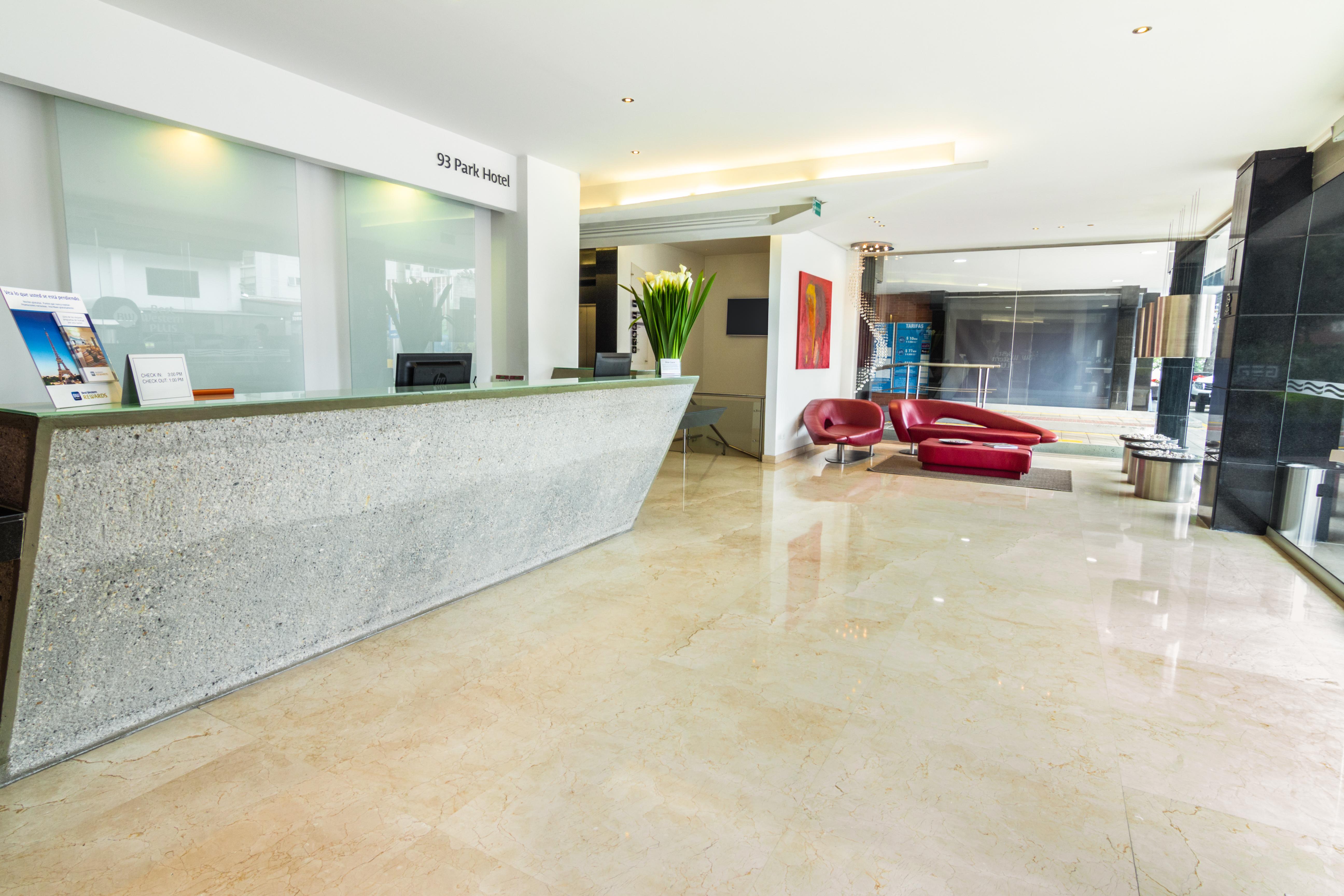 Best Western Plus 93 Park Hotel Bogotá Exteriör bild Reception
