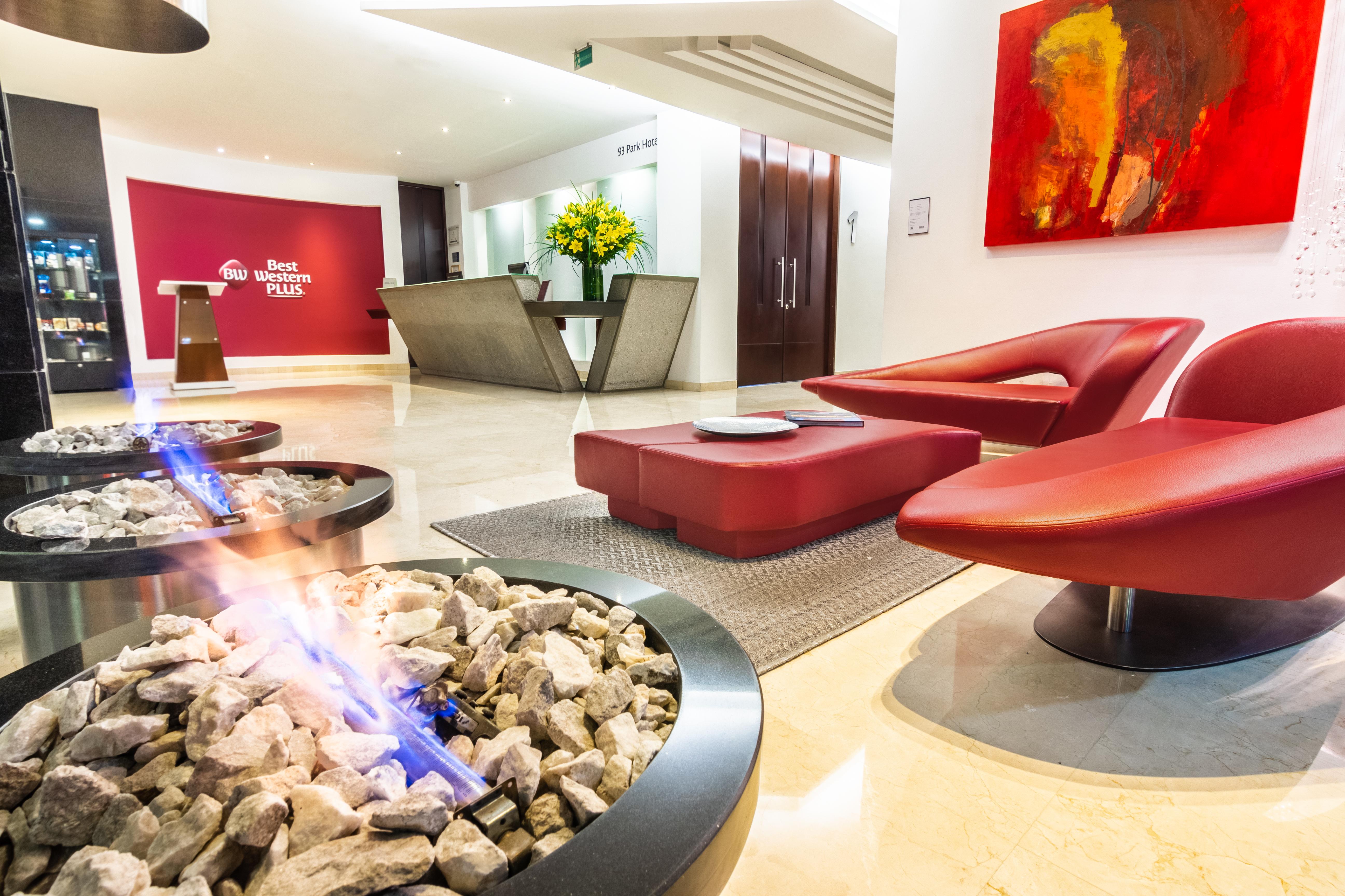 Best Western Plus 93 Park Hotel Bogotá Exteriör bild The lobby of the hotel