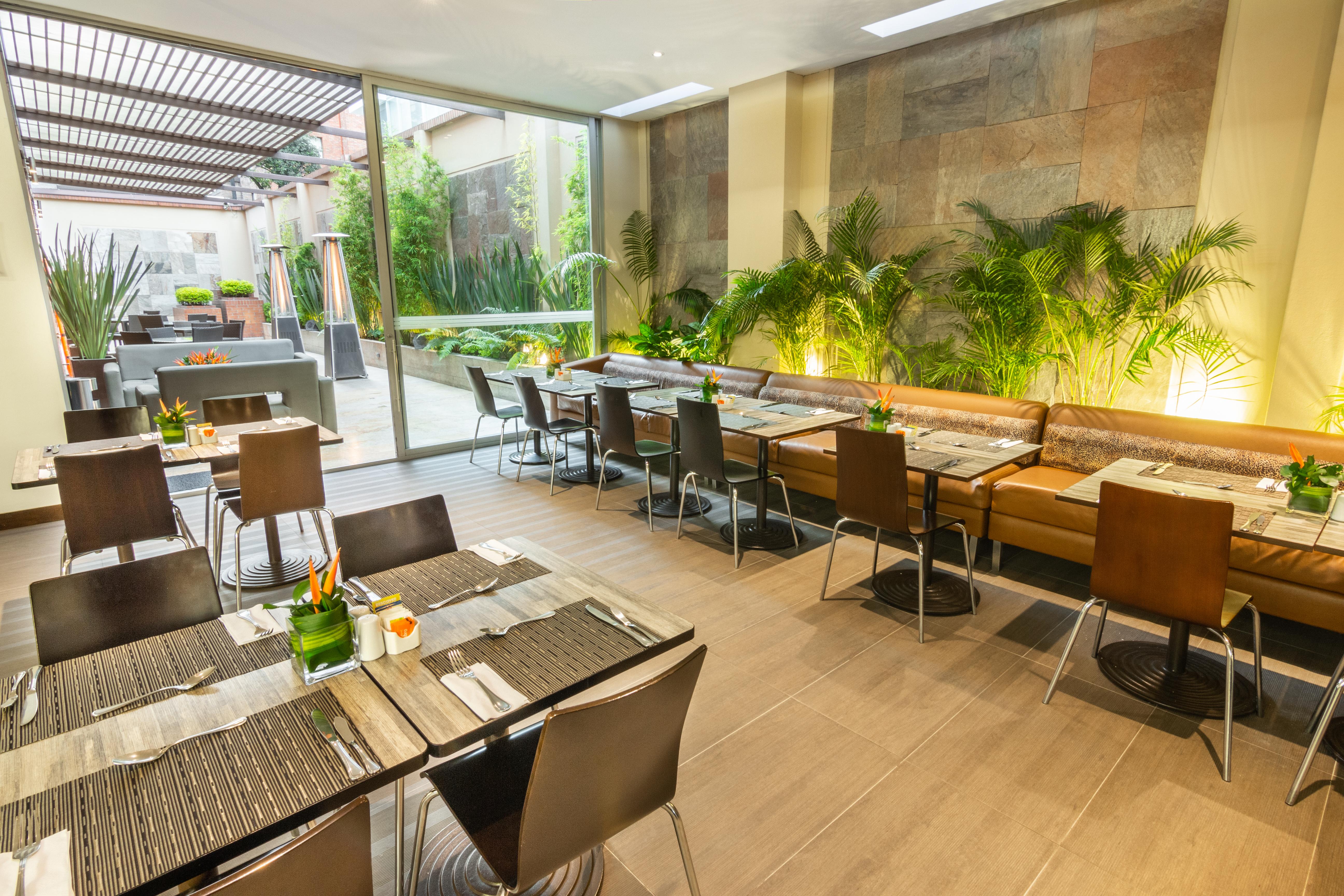 Best Western Plus 93 Park Hotel Bogotá Exteriör bild Restaurant