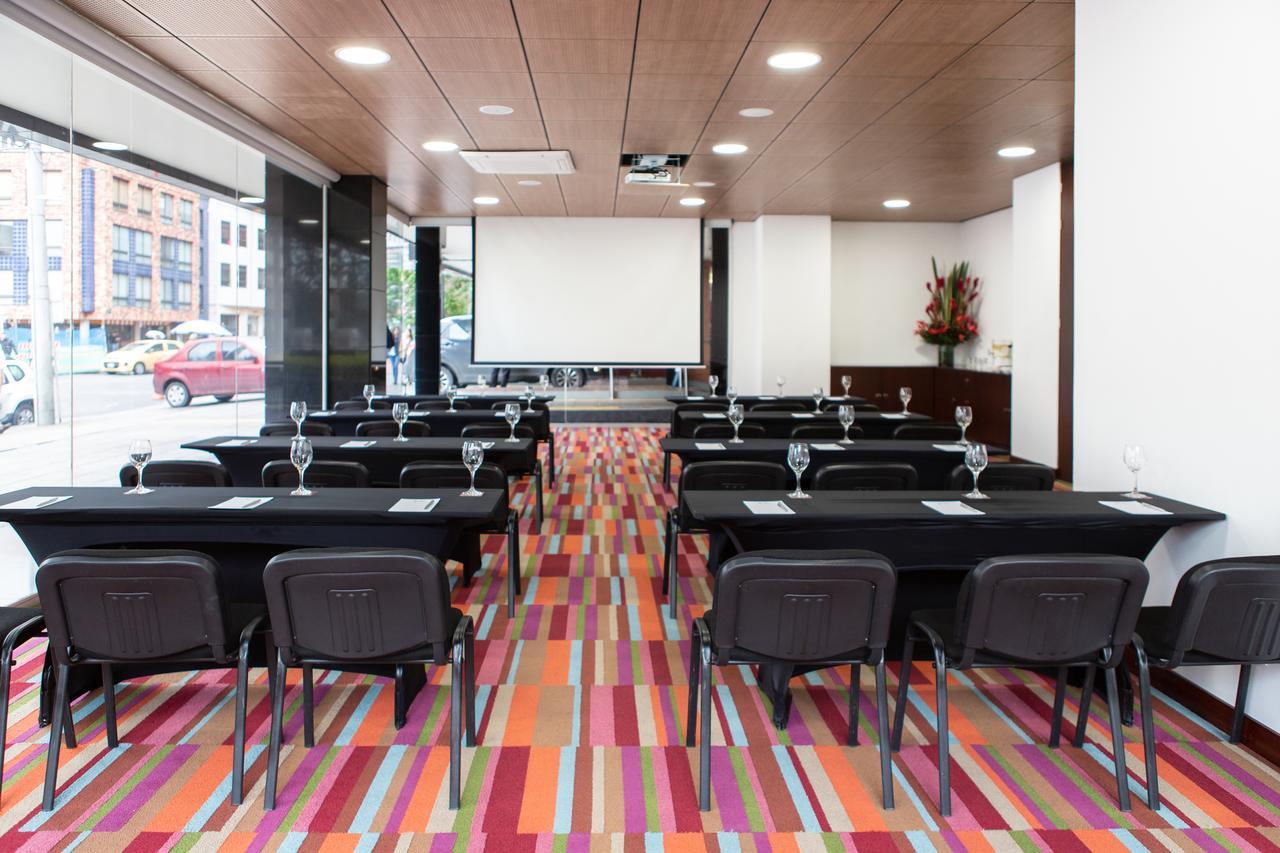 Best Western Plus 93 Park Hotel Bogotá Exteriör bild Meeting room