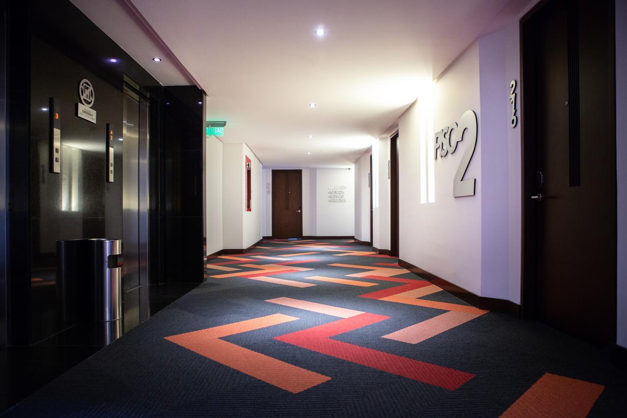 Best Western Plus 93 Park Hotel Bogotá Exteriör bild A corridor at the hotel